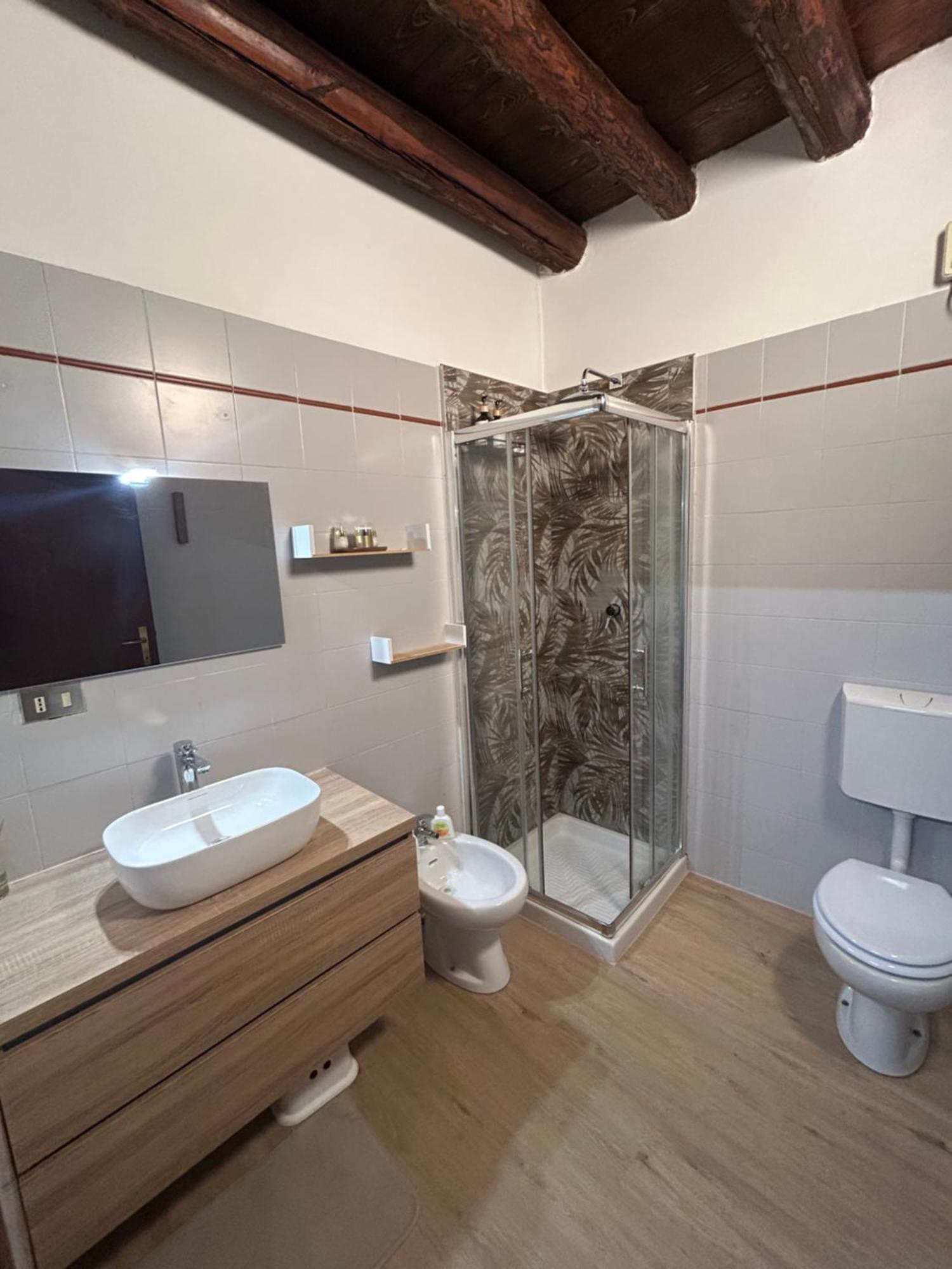Wood 32 Family -Apartment Rovigo Buitenkant foto